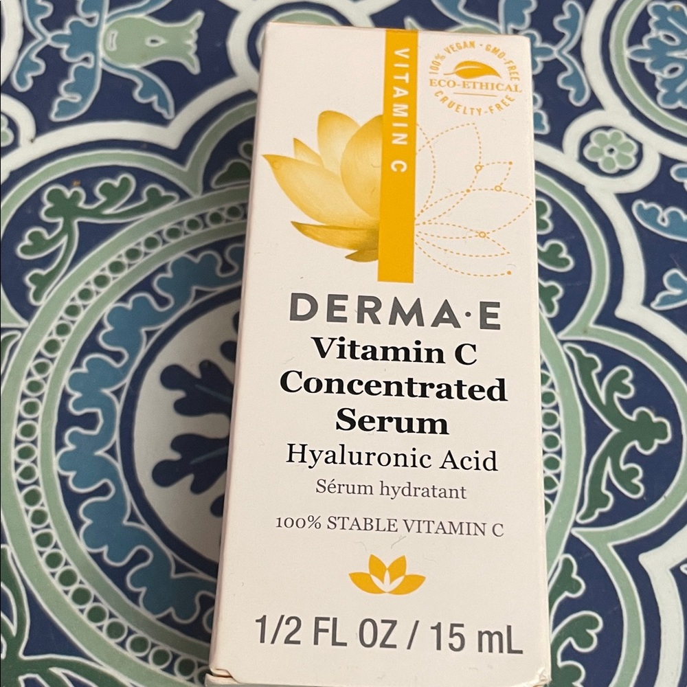 Derma E Vitamin C Concentrated Serum — Yellow